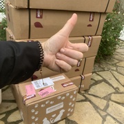 photo de livraison pour Des Poils et Des Plumes
